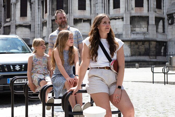 private-walking-tour-with-fashion-photographer-and-paris-guide