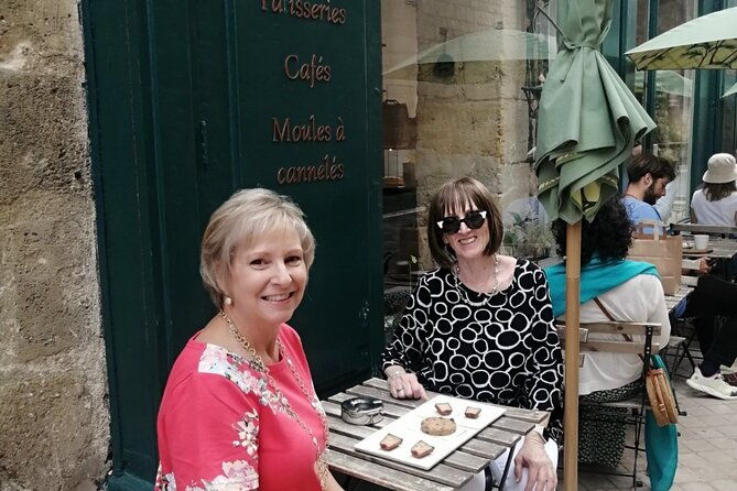 private-walking-wine-tasting-tour-of-bordeaux-with-local-sophia