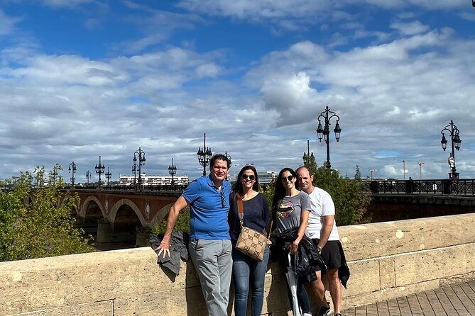 private-walking-wine-tasting-tour-of-bordeaux-with-local-sophia