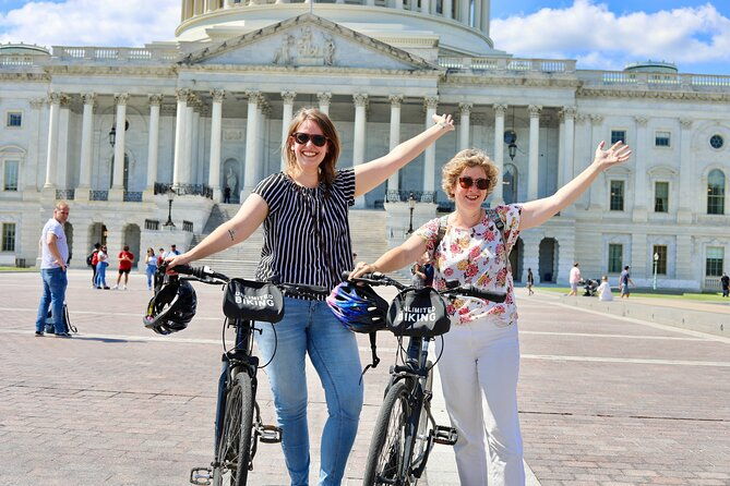 private-washington-dc-monuments-day-or-night-bike-tour
