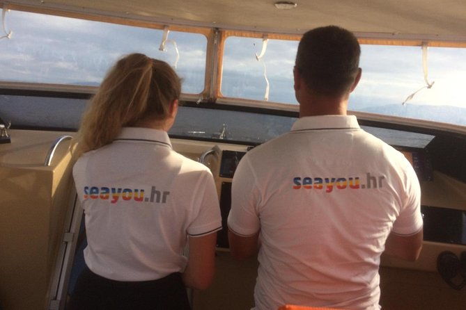 private-water-taxi-from-split-to-brac-island-2