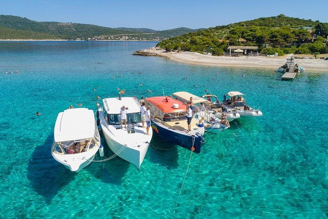 private-water-taxi-from-split-to-brac-island-2