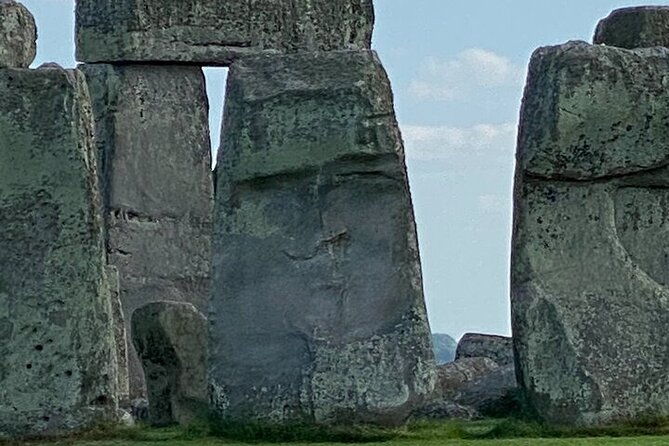 private-windsor-castle-and-stonehenge-day-tour