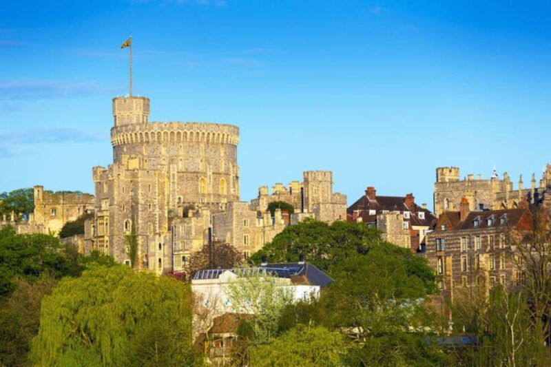 private-windsor-castle-oxford-tour-with-chauffeur-guide
