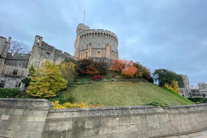 private-windsor-castle-stonehenge-the-city-of-bath-day-tour