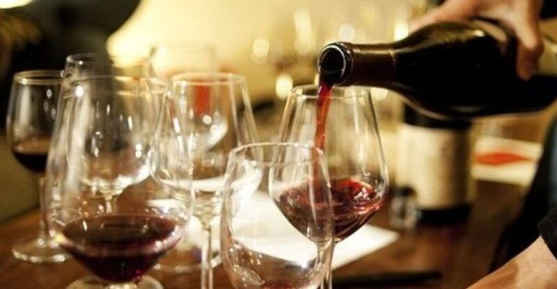 private-wine-and-cheese-tasting-in-paris