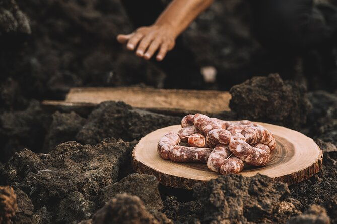 private-wine-and-food-tasting-immersed-in-nature-in-milo