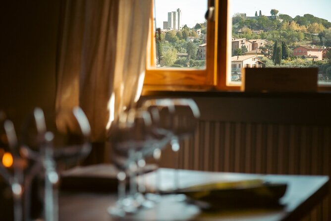 private-wine-evo-oil-tasting-with-saffron-meal