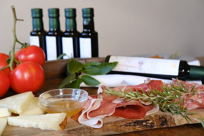 private-wine-evo-oil-tasting-with-tuscan-meal-3