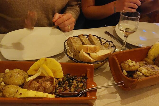 private-wine-experience-in-rota-do-vinho-verde-with-lunch