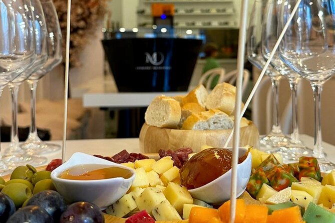private-wine-tasting-and-history-prague
