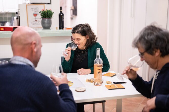 private-wine-tasting-at-home-gulf-of-saint-tropez