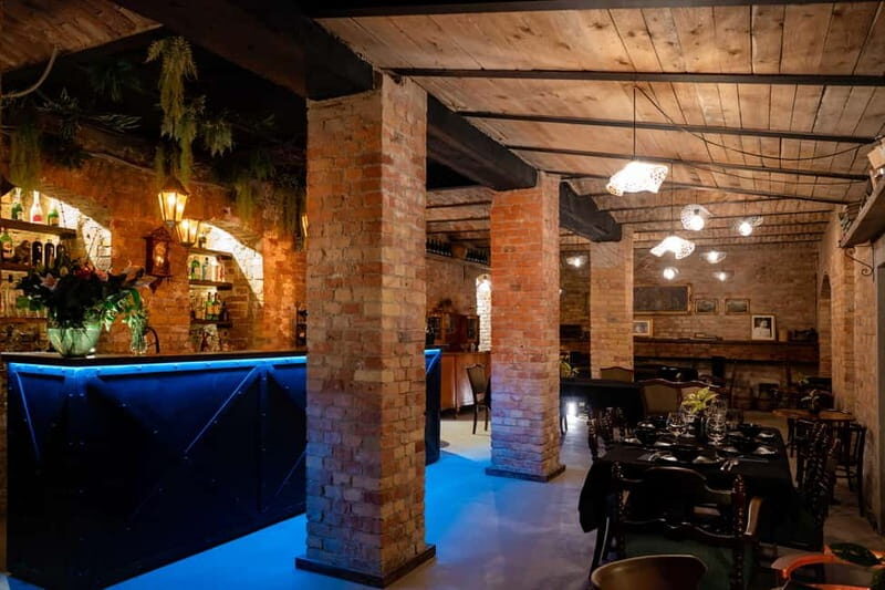 Private wine tasting event in authentic ambiance in Budapest - Exploring a Private Wine Tasting in Budapest’s Hidden Underground Venue