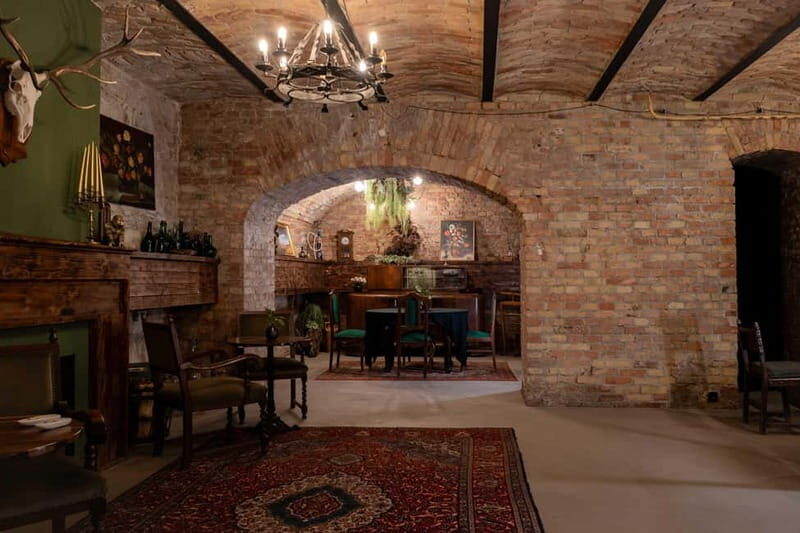 Private wine tasting event in authentic ambiance in Budapest - FAQ