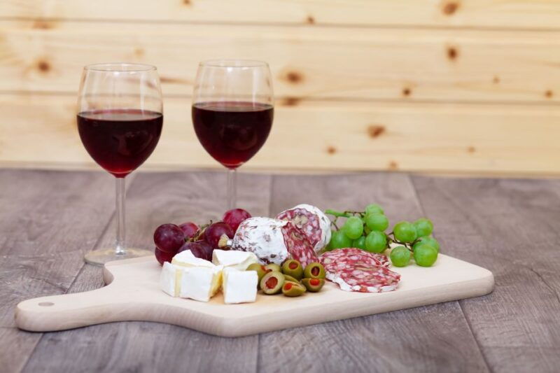 private-wine-tasting-experience-in-athens