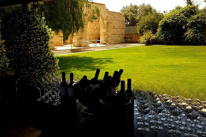 private-wine-tasting-experience-of-greek-awarded-wines-at-athens-wine-suburb