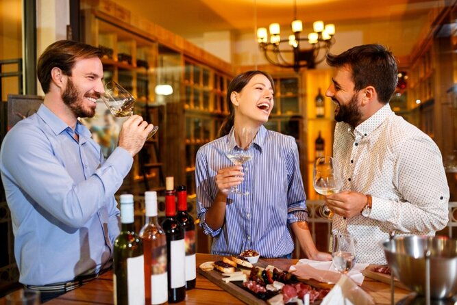 private-wine-tasting-in-cellar-and-the-winemaking-process