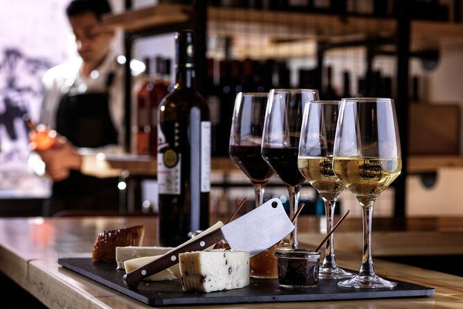 private-wine-tasting-near-acropolis