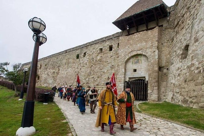 private-winetasting-and-sightseeing-tour-to-eger-home-to-bulls-blood-wine