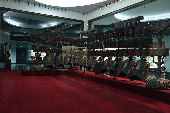 Private Wuhan Day Tour to Yellow Crane Tower, Guiyuan Temple and Hubei Provincial Museum - Key Points