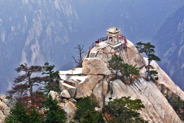 private-xian-mt-huashan-adventure-tour-explore-in-your-own