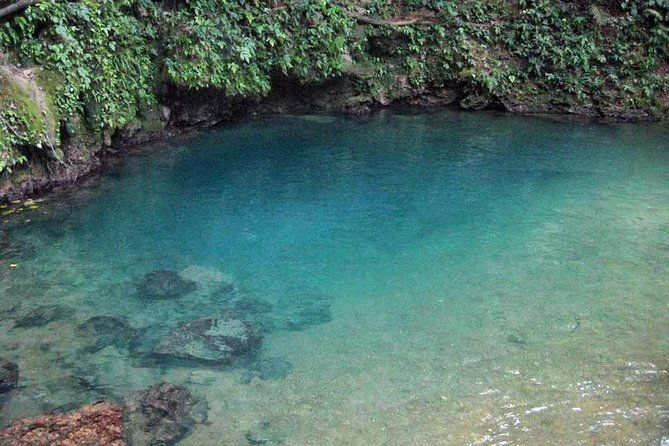 private-xunantunich-mayan-ruins-inland-blue-hole-tour-from-placencia