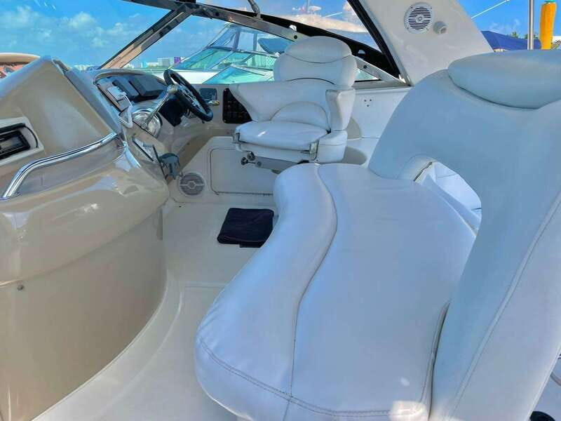 Private yacht in Cancun for maximun 15 people - Key Points