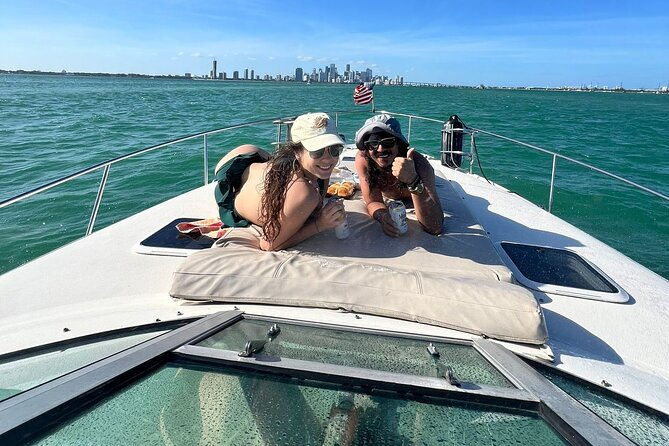 private-yacht-rental-in-miami-up-to-12-people