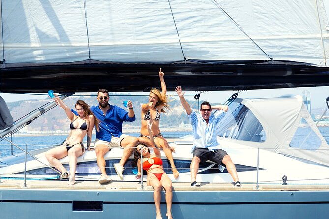 private-yacht-sailing-tours-in-barcelona