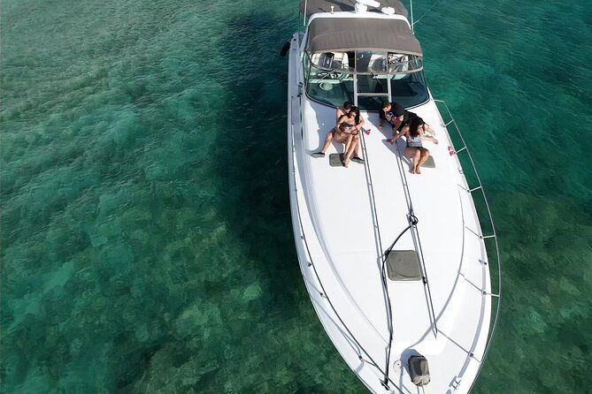 private-yacht-sr-with-crew-from-fajardo-to-exotic-island