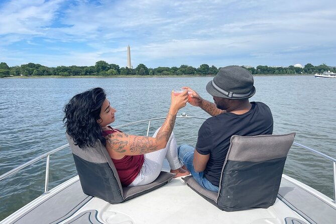 private-yacht-tour-along-washington-dc-waterfront-2