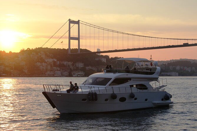 private-yacht-tour-on-bosphorus-istanbul
