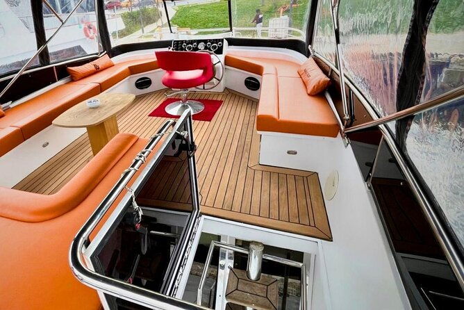 private-yacht-tour-on-bosphorus-istanbul