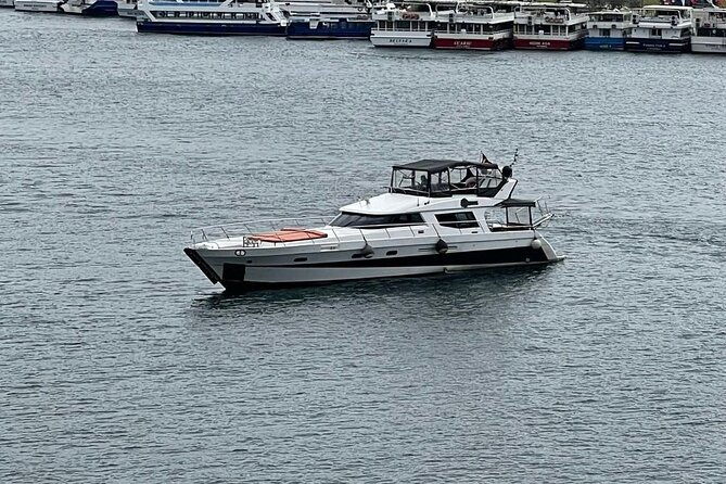 private-yacht-tour-on-bosphorus-istanbul