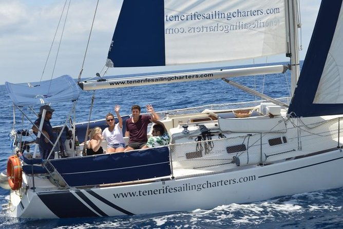 private-yacht-tour-with-whale-and-dolphin-watching-33-foot-boat-2