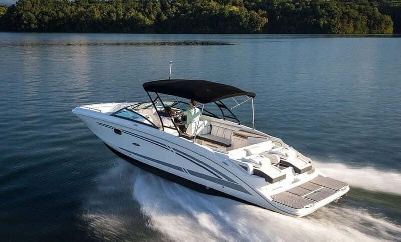 Private yacht trip along the Costa Blanca - What is the Private Yacht Trip Along the Costa Blanca?