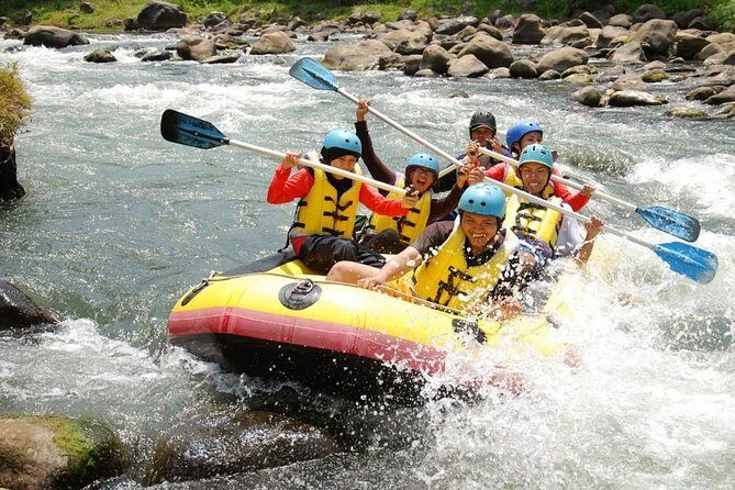 Private Yogyakarta Elo River Rafting - Dutch / Italian / French / English Guide - Introducing Yogyakarta’s Elo River Rafting Experience