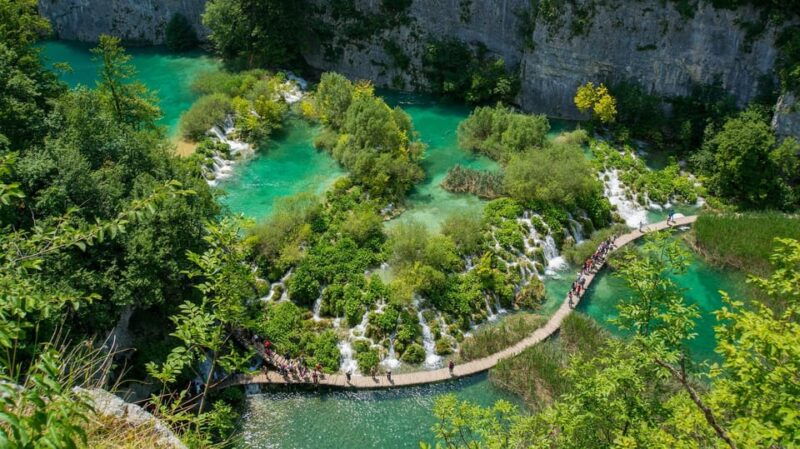 private-zagreb-to-split-transfer-with-plitvice-lakes-wine