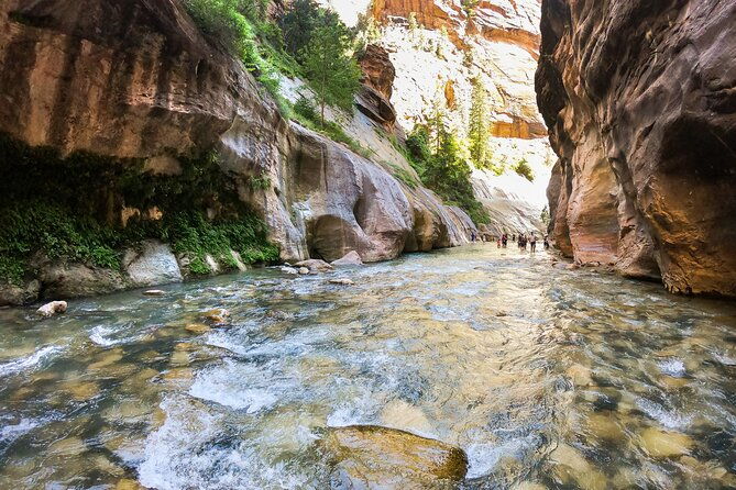 private-zion-canyon-national-park-day-tour-from-las-vegas