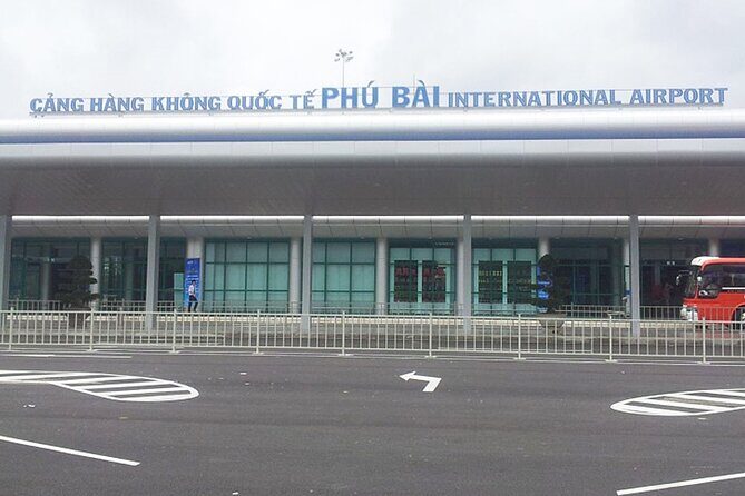 Privated Hue Airport Transfer - Airport to Hotels or vice versa - What Do Reviewers Say?