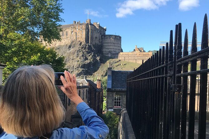 privately-guided-day-tour-of-edinburgh-in-luxury-minivan