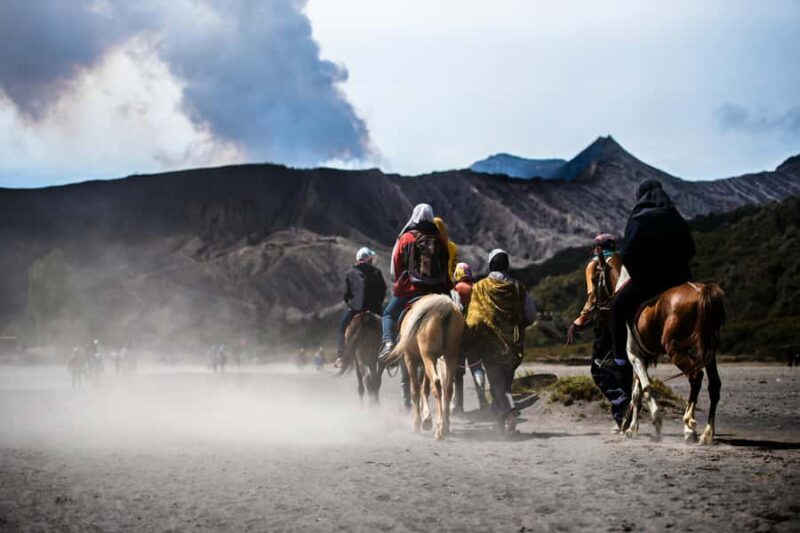 Probolinggo: Bromo Volcano Sunrise Tour with Jeep Ride - Key Points