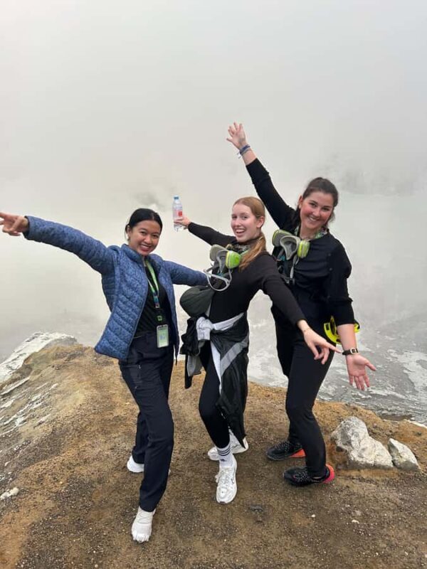 Probolinggo: Ijen Crater Blue Fire Tour with Transfer - Scenic Return and Further Exploration