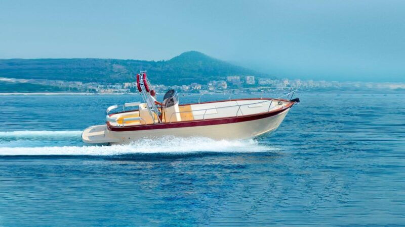 procida-boat-tour-with-swimming-stops-and-underwater-photos