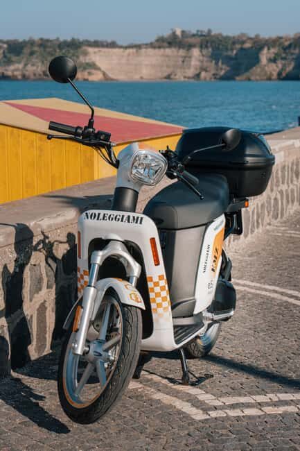 Procida by Electric Scooter: Daily Rental with Services Included - Why Choose the Procida Electric Scooter Rental?