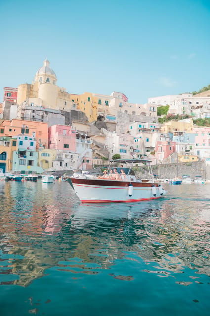 procida-sunset-aperitif-by-boat