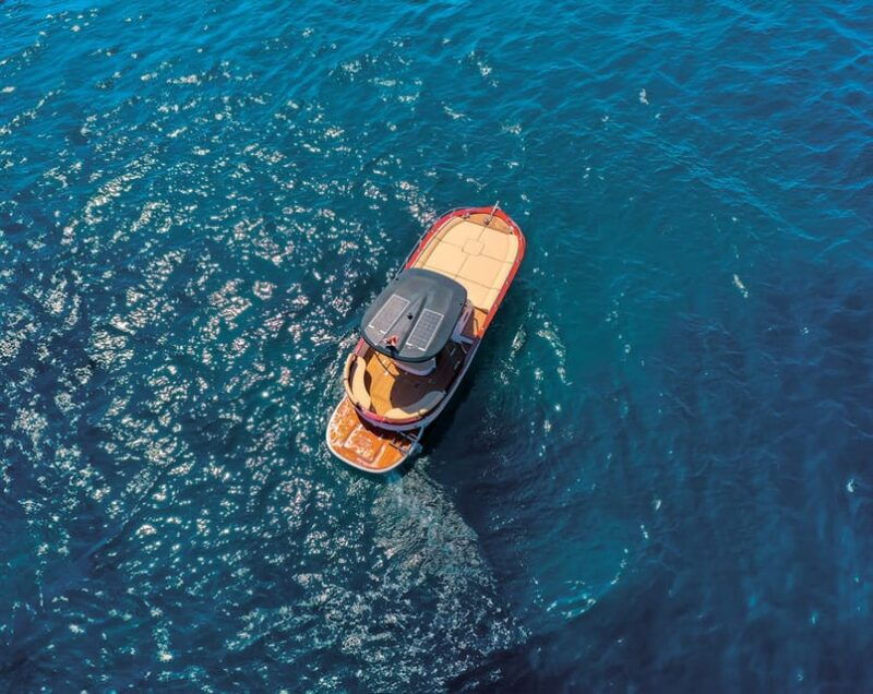 procida-sunset-aperitif-by-boat
