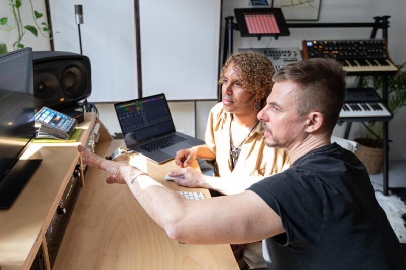 produce-techno-and-house-music-in-berlin