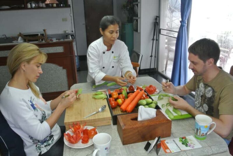 Professional 3-hour Thai Fruit and Vegetable Carving Class - Who Is This Tour Best For?