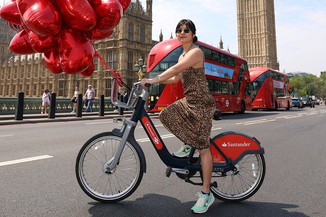 professional-digital-photo-with-red-heart-balloons-central-london